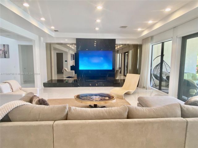 Дом в аренду по адресу  - фото 5524813