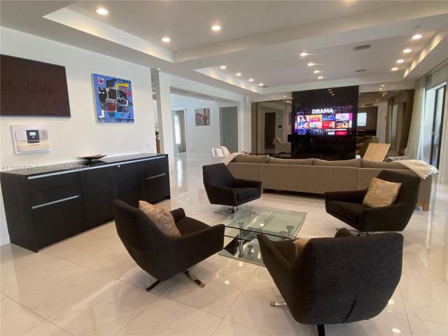 Дом в аренду по адресу  - фото 5524814