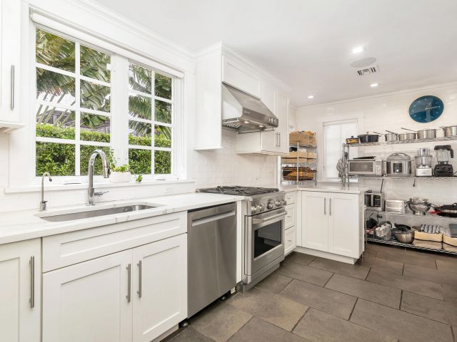 Продажа дома по адресу 231 Sunset Road - фото 6836933