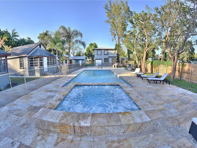 Дом в аренду по адресу  - фото 6108921