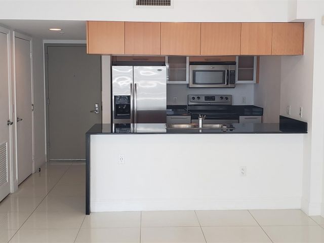 Продажа квартиры #5205 - фото 5719655