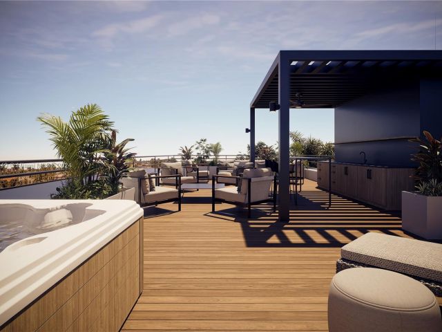 Продажа дома по адресу 2377 SE 15th St - фото 5544997