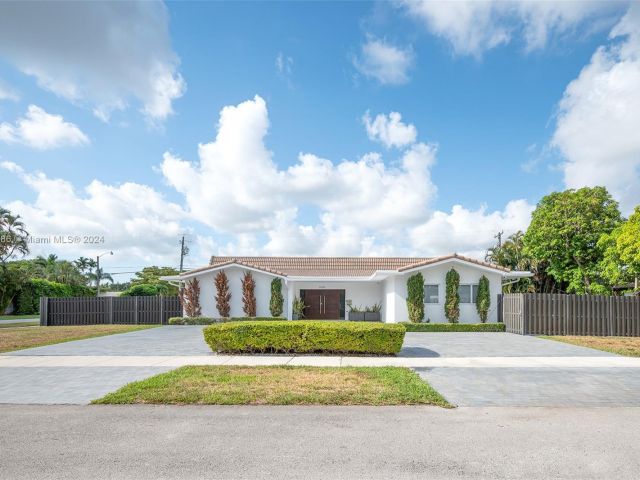 Продажа дома по адресу 2120 NE 204th St - фото 5949769