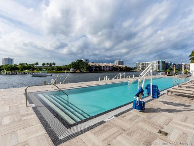 Продажа квартиры # - фото 5628548