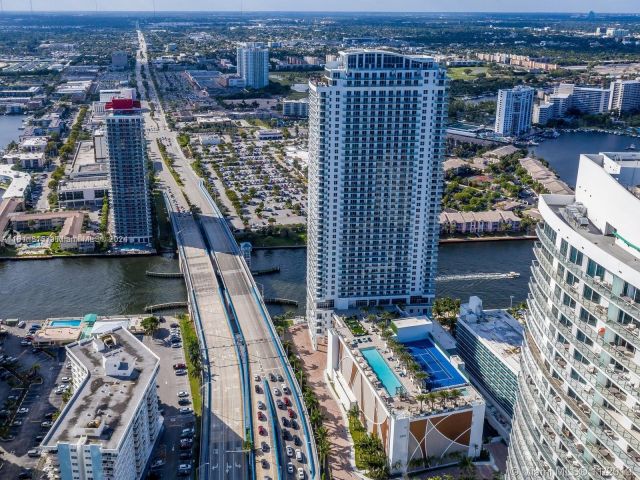 Продажа квартиры # - фото 5628554