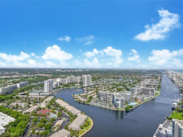 Продажа квартиры # - фото 5628556