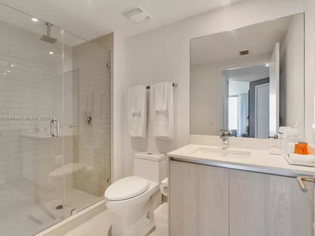 Продажа квартиры # - фото 5628560