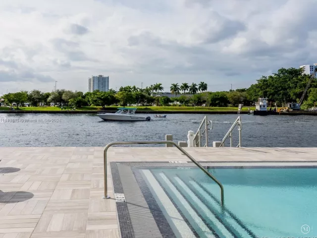 Продажа квартиры # - фото 5628549