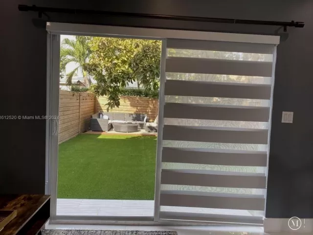 Дом в аренду по адресу 3445 SW 14th St 3445 - фото 6918685