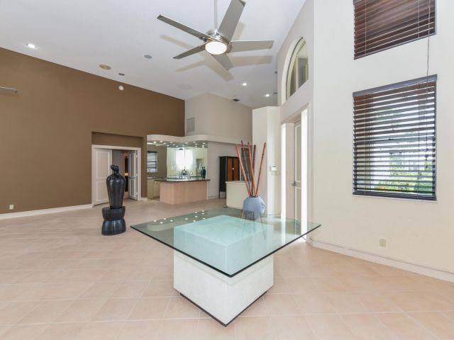 Продажа дома по адресу 10209 Spyglass Way - фото 5734413