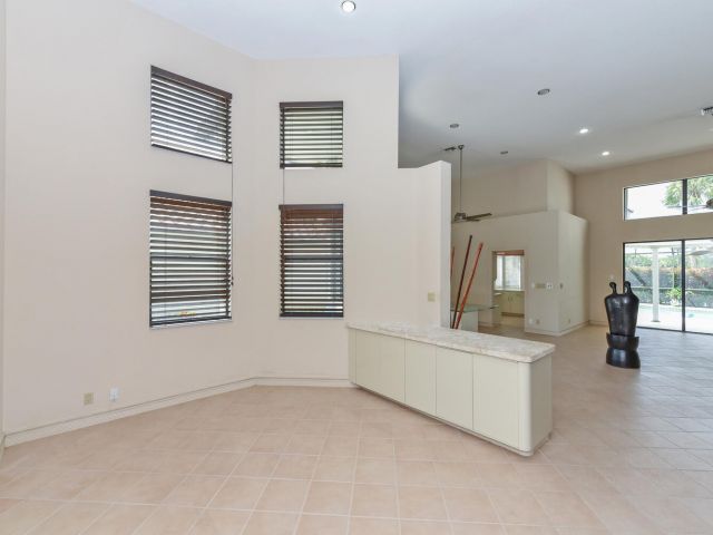 Продажа дома по адресу 10209 Spyglass Way - фото 5734419