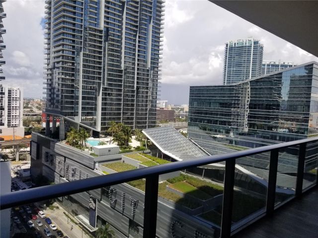 Продажа квартиры #1610 - фото 5621930