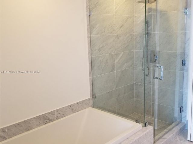 Продажа квартиры #1610 - фото 5621932