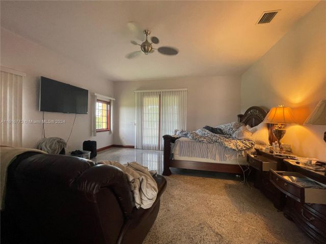 Продажа дома по адресу 31002 SW 212th Ave - фото 6091508