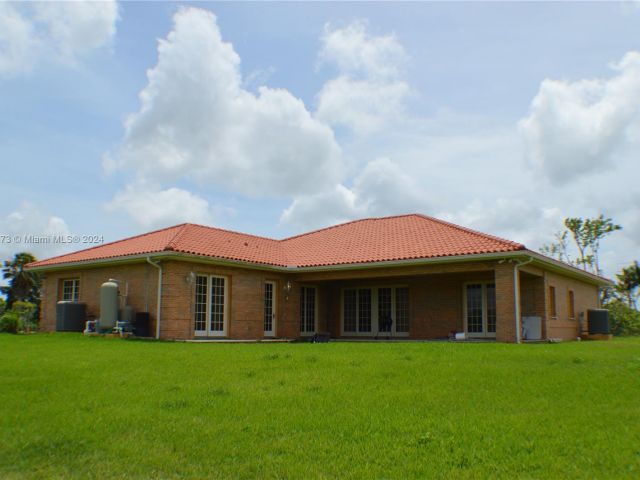 Продажа дома по адресу 31002 SW 212th Ave - фото 6091520