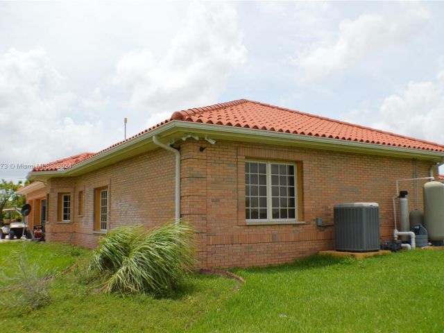 Продажа дома по адресу 31002 SW 212th Ave - фото 6091521