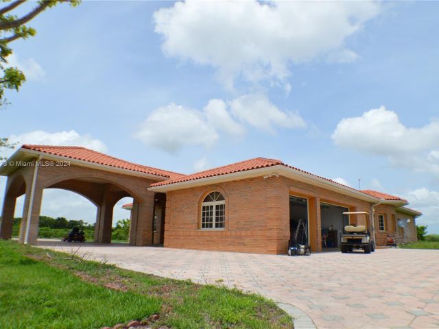 Продажа дома по адресу 31002 SW 212th Ave - фото 6091522