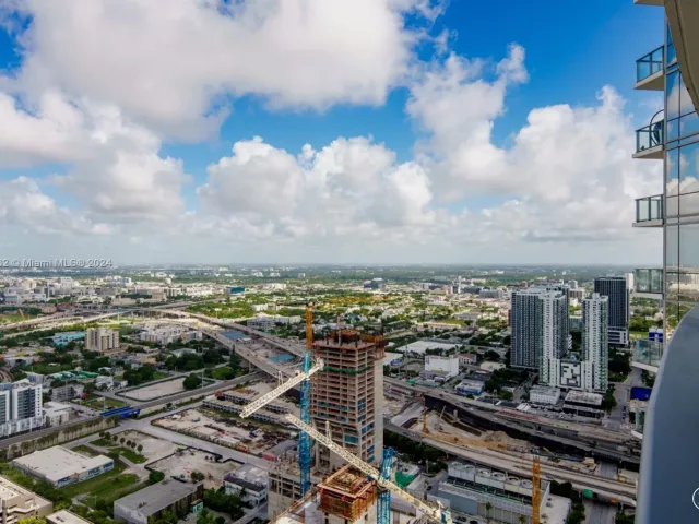 Продажа квартиры #4406 - фото 7415728