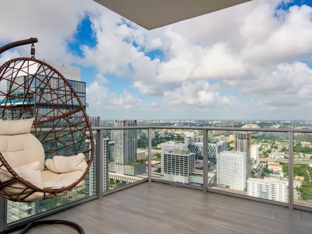 Продажа квартиры #4406 - фото 7415733