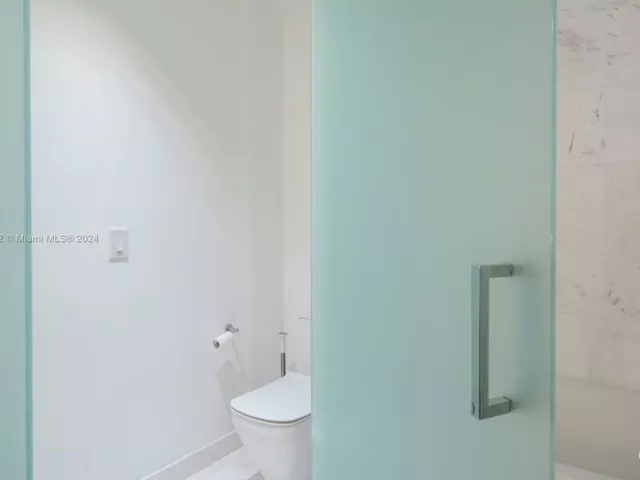 Продажа квартиры #4406 - фото 7415717