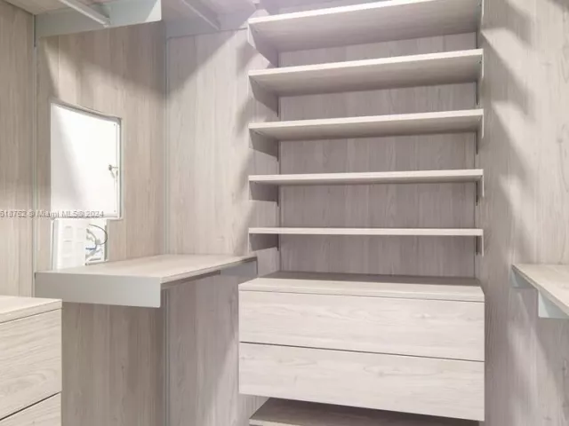 Продажа квартиры #4406 - фото 7415720