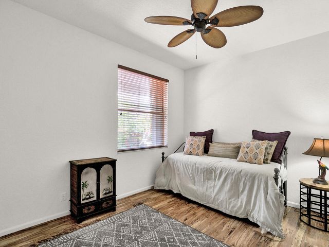 Продажа дома по адресу 22831 Windsor Wood Court - фото 6059504