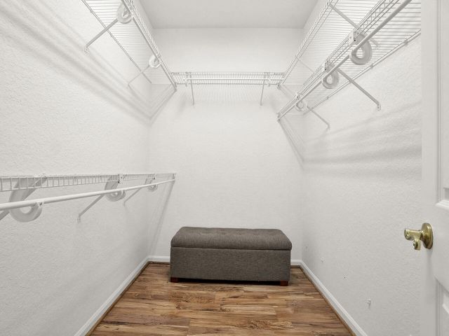 Продажа дома по адресу 22831 Windsor Wood Court - фото 6059507