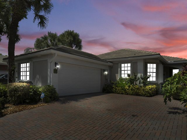 Продажа дома по адресу 22831 Windsor Wood Court - фото 6059521