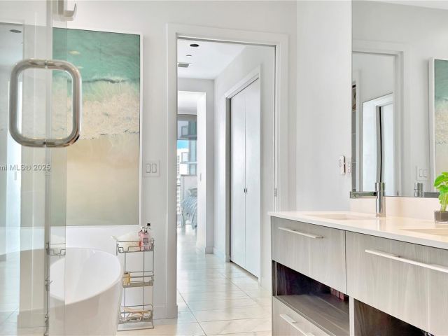 Продажа квартиры #2407 - фото 5708164