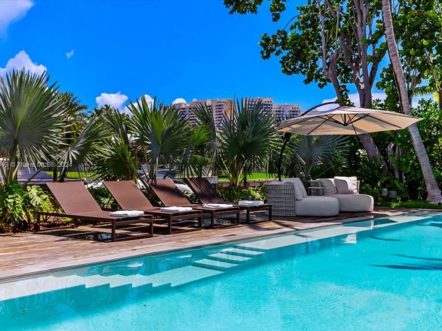 Продажа дома по адресу 161 Cape Florida Dr - фото 5573559