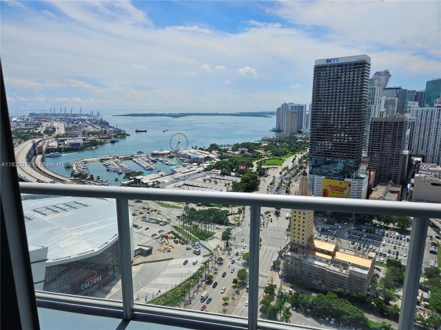 Продажа квартиры #4001 - фото 7235620