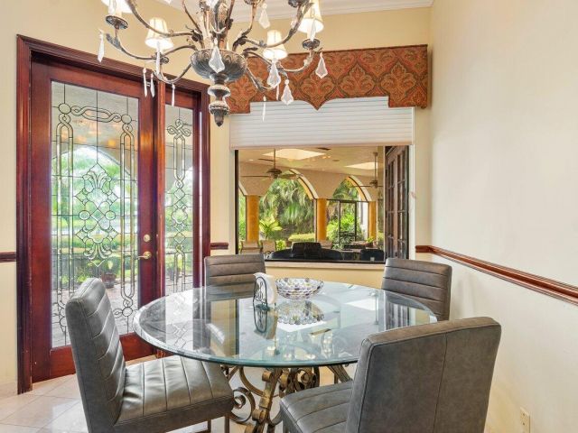 Продажа дома по адресу 17654 Bocaire Way - фото 5835049