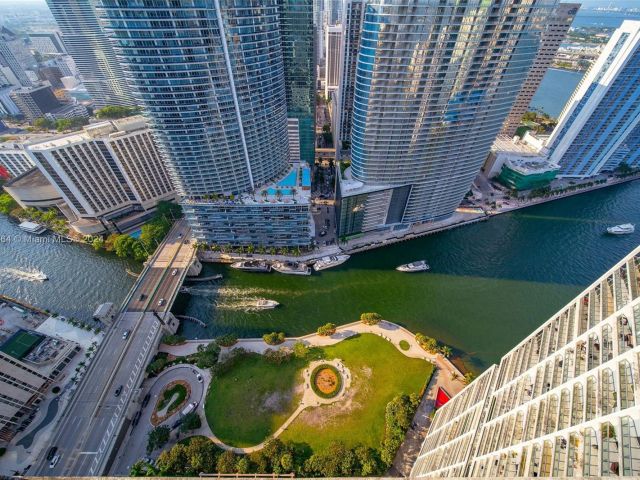 Продажа квартиры #4715 - фото 5613870