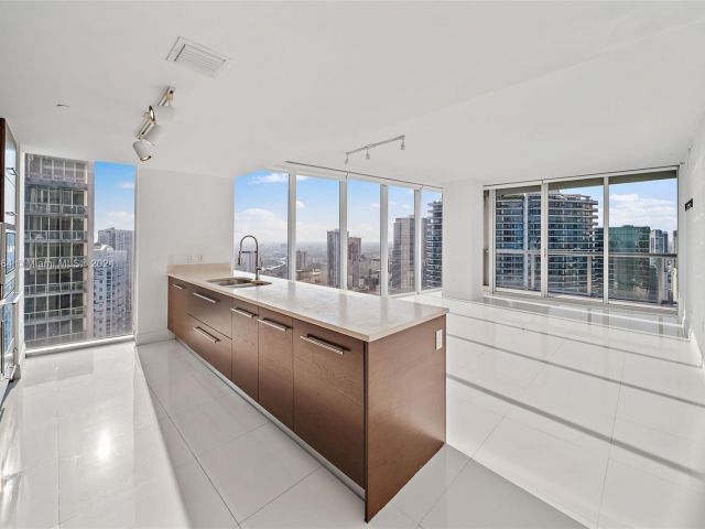 Продажа квартиры #4715 - фото 5613884