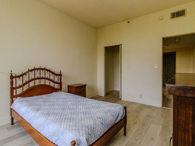 Продажа квартиры #237 - фото 5647645