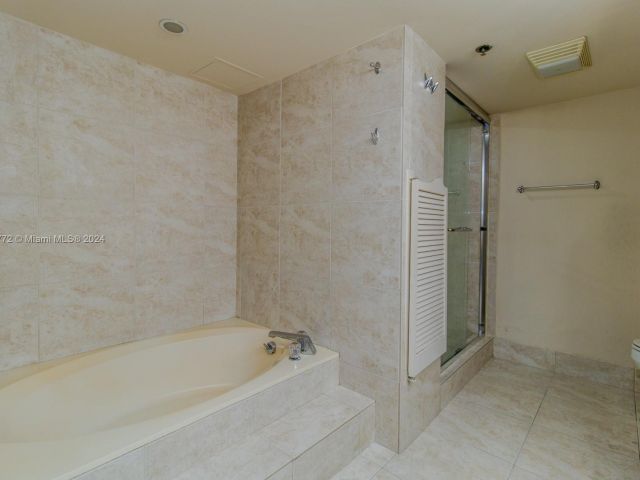 Продажа квартиры #237 - фото 5647647