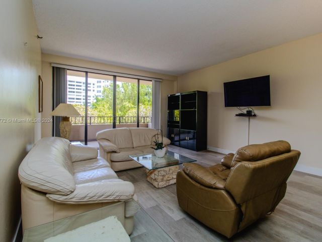 Продажа квартиры #237 - фото 5647653