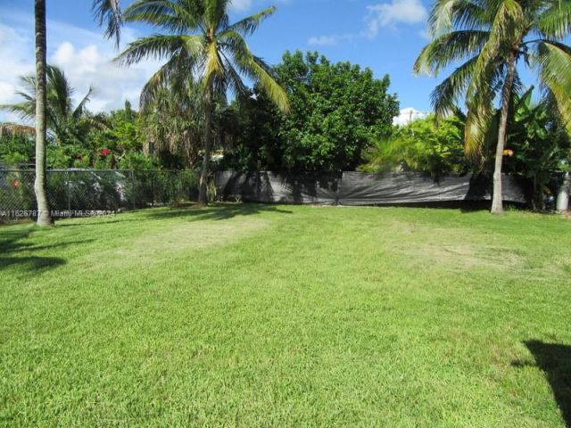 Продажа дома по адресу 24925 SW 134th Ct - фото 5706404