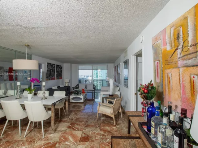 Продажа квартиры #1728 - фото 5689331