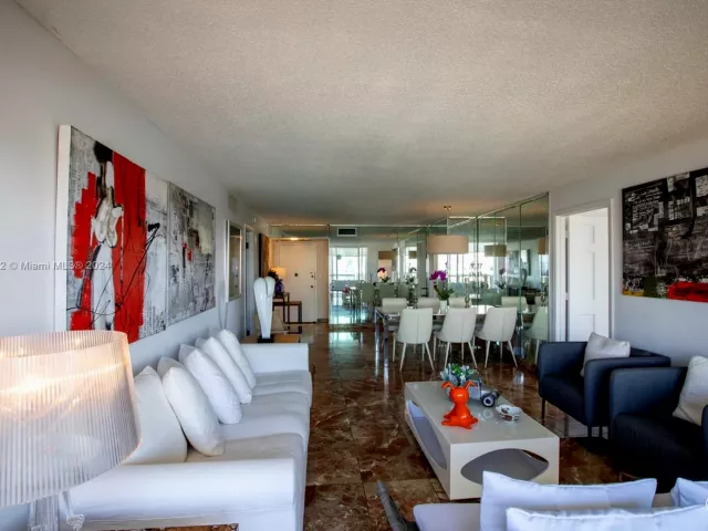 Продажа квартиры #1728 - фото 5689335