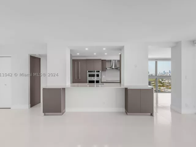 Продажа квартиры #2302 - фото 9115634