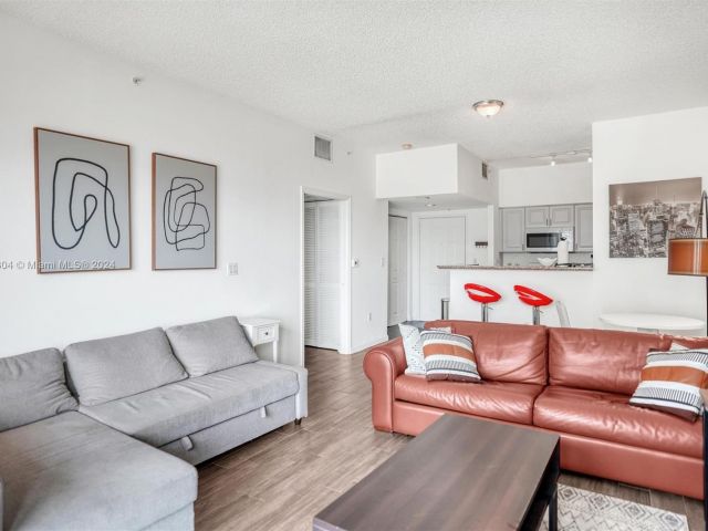 Продажа квартиры #507 - фото 5717376