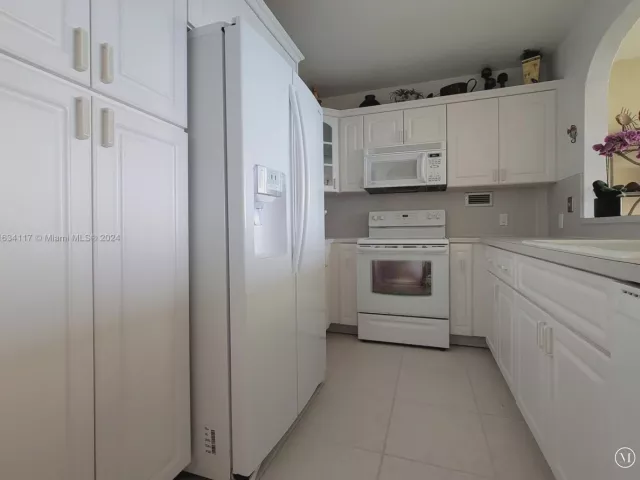 Квартира в аренду номер1406 - фото 5677640