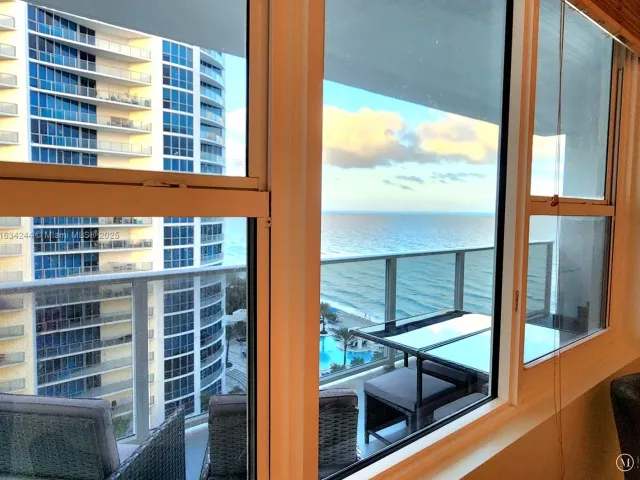 Квартира в аренду номер1409 - фото 5677687