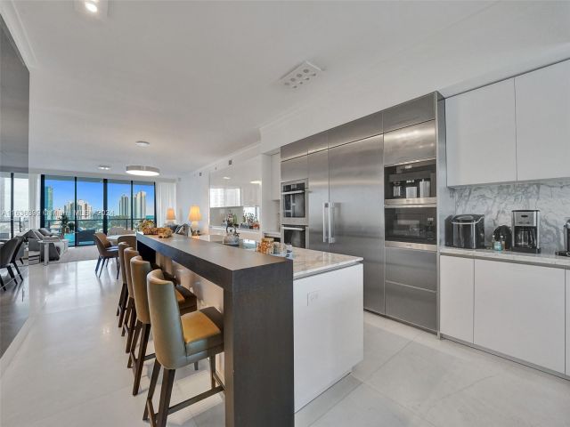 Продажа квартиры #802 - фото 5638973