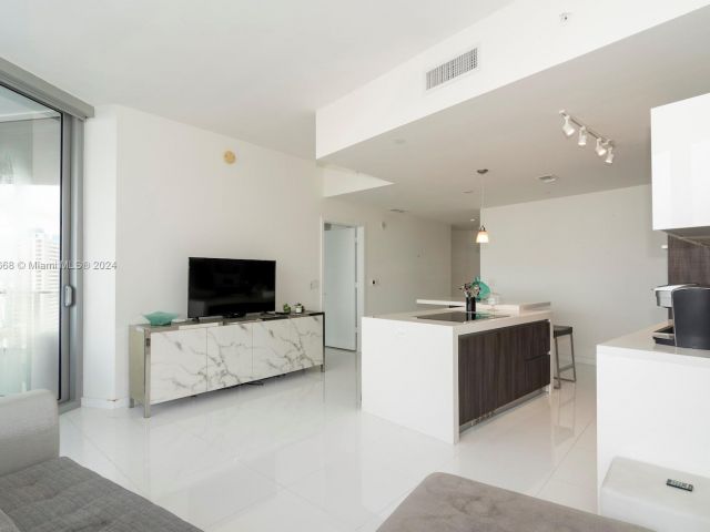 Продажа квартиры #1710 - фото 5640080