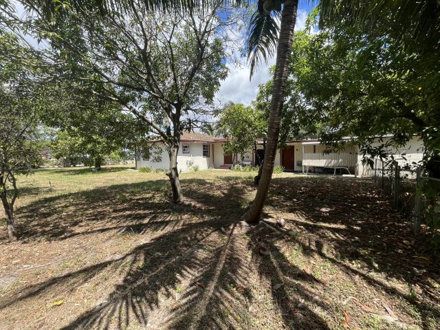 Продажа дома по адресу 821 SW 4th Avenue - фото 6801700