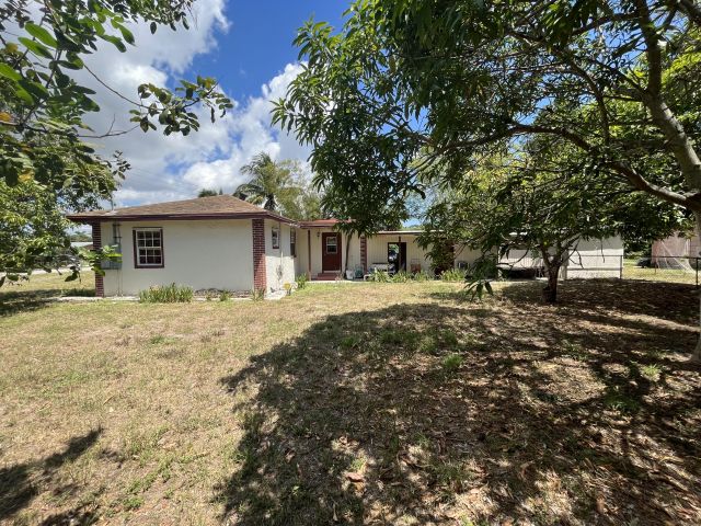 Продажа дома по адресу 821 SW 4th Avenue - фото 6801717