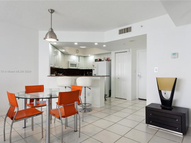 Продажа квартиры #2214 - фото 5614570