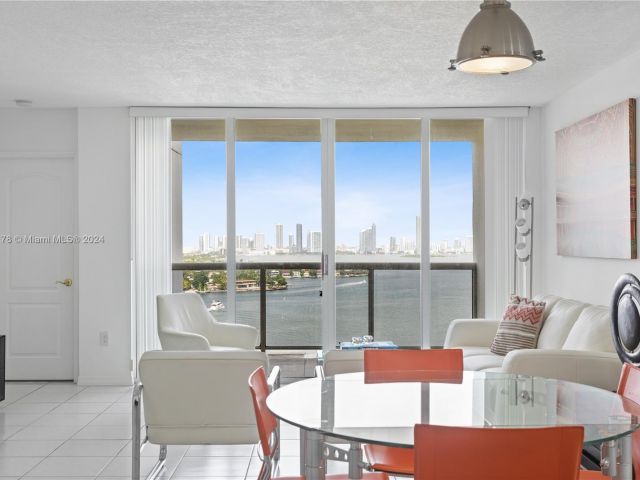 Продажа квартиры #2214 - фото 5614576